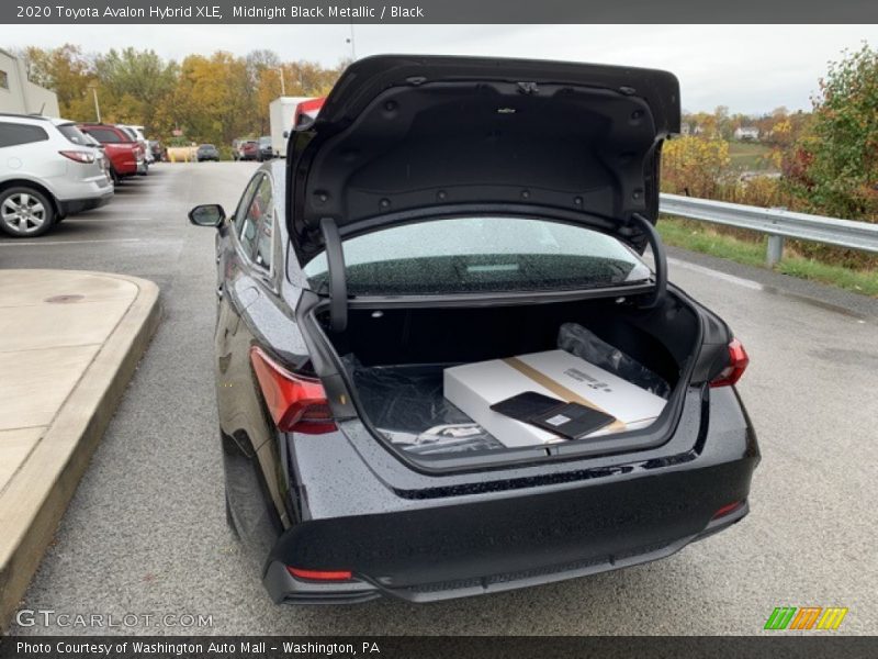 Midnight Black Metallic / Black 2020 Toyota Avalon Hybrid XLE