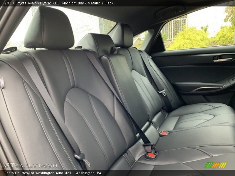 Midnight Black Metallic / Black 2020 Toyota Avalon Hybrid XLE