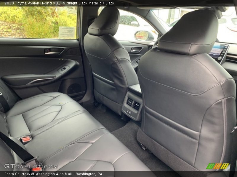 Midnight Black Metallic / Black 2020 Toyota Avalon Hybrid XLE