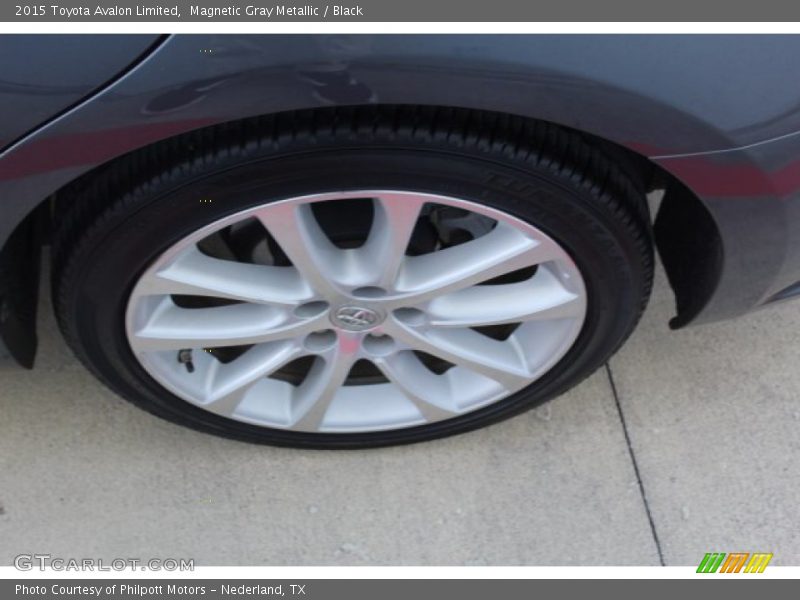 Magnetic Gray Metallic / Black 2015 Toyota Avalon Limited