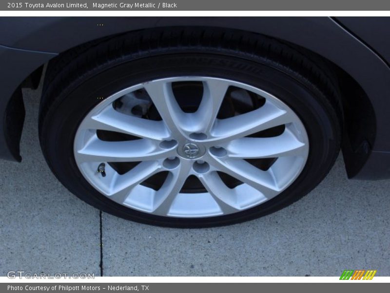 Magnetic Gray Metallic / Black 2015 Toyota Avalon Limited
