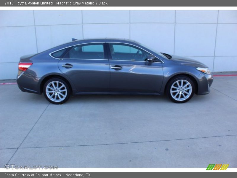 Magnetic Gray Metallic / Black 2015 Toyota Avalon Limited