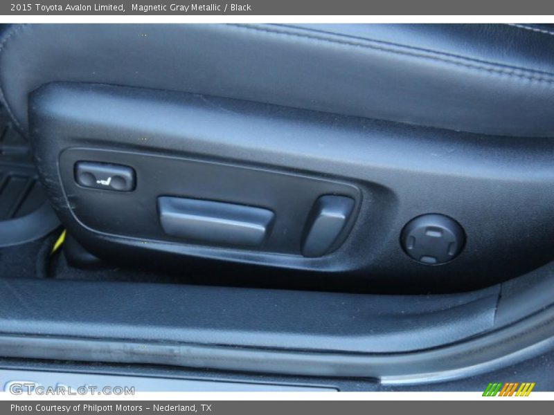 Magnetic Gray Metallic / Black 2015 Toyota Avalon Limited