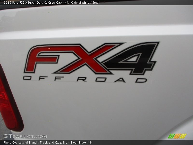 Oxford White / Steel 2016 Ford F250 Super Duty XL Crew Cab 4x4