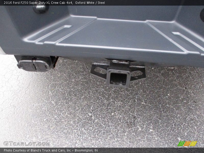 Oxford White / Steel 2016 Ford F250 Super Duty XL Crew Cab 4x4