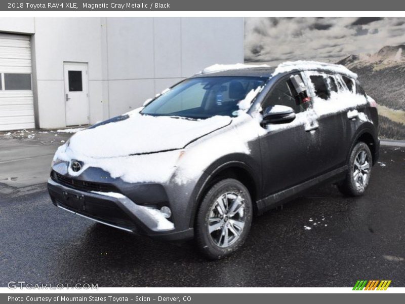 Magnetic Gray Metallic / Black 2018 Toyota RAV4 XLE