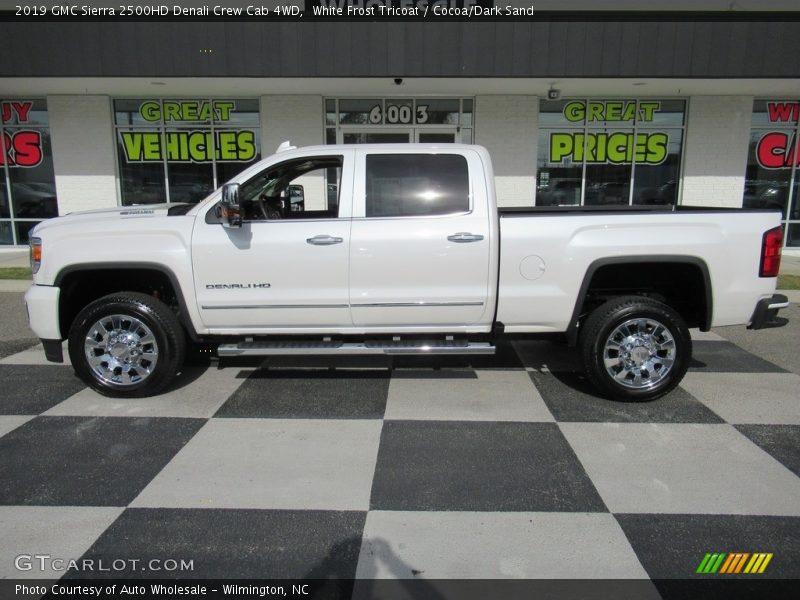 White Frost Tricoat / Cocoa/Dark Sand 2019 GMC Sierra 2500HD Denali Crew Cab 4WD