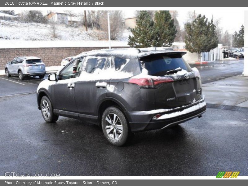 Magnetic Gray Metallic / Black 2018 Toyota RAV4 XLE
