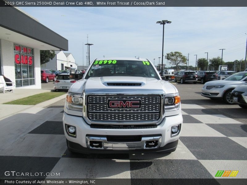 White Frost Tricoat / Cocoa/Dark Sand 2019 GMC Sierra 2500HD Denali Crew Cab 4WD