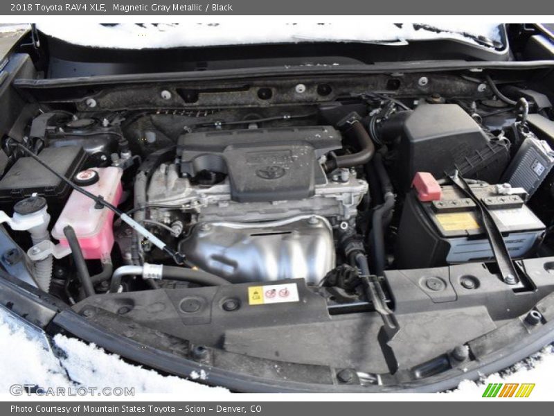 Magnetic Gray Metallic / Black 2018 Toyota RAV4 XLE