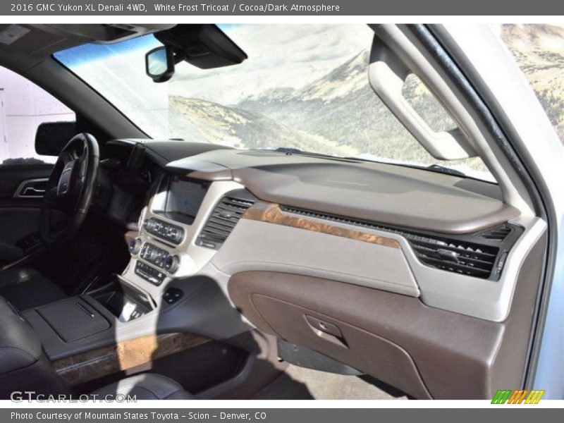 White Frost Tricoat / Cocoa/Dark Atmosphere 2016 GMC Yukon XL Denali 4WD