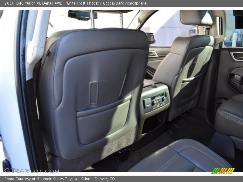 White Frost Tricoat / Cocoa/Dark Atmosphere 2016 GMC Yukon XL Denali 4WD