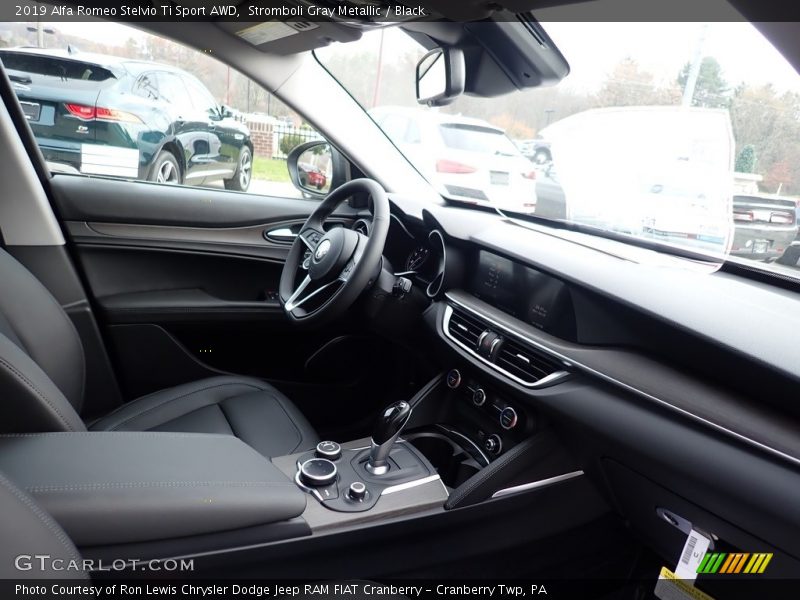 Stromboli Gray Metallic / Black 2019 Alfa Romeo Stelvio Ti Sport AWD