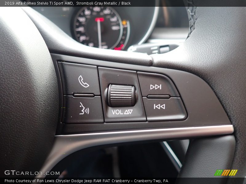 Stromboli Gray Metallic / Black 2019 Alfa Romeo Stelvio Ti Sport AWD