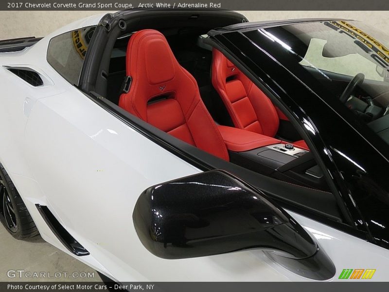 Arctic White / Adrenaline Red 2017 Chevrolet Corvette Grand Sport Coupe
