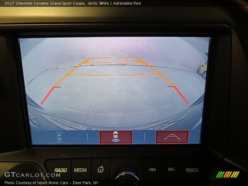 Arctic White / Adrenaline Red 2017 Chevrolet Corvette Grand Sport Coupe