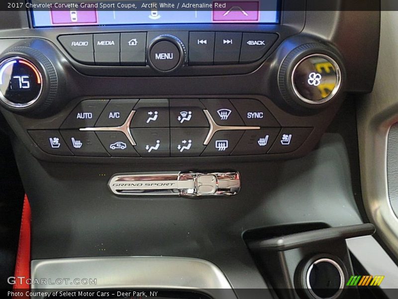 Arctic White / Adrenaline Red 2017 Chevrolet Corvette Grand Sport Coupe
