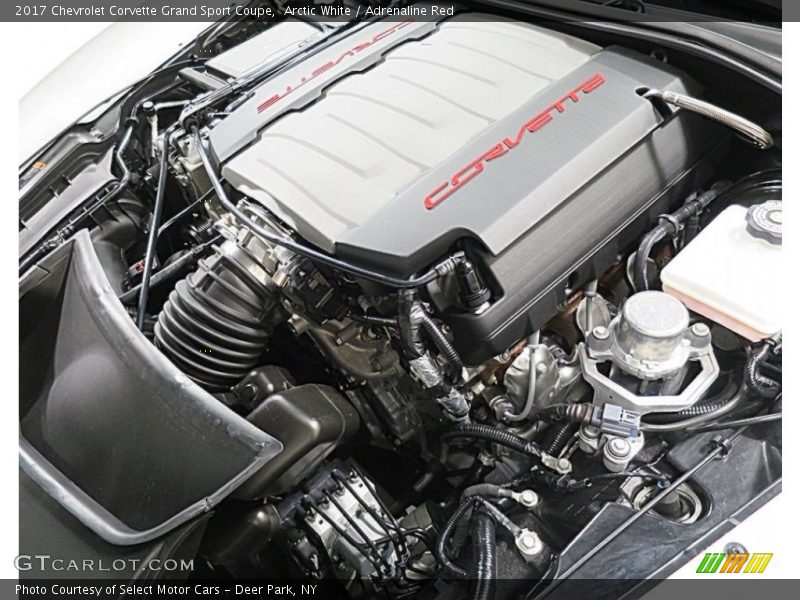 Arctic White / Adrenaline Red 2017 Chevrolet Corvette Grand Sport Coupe
