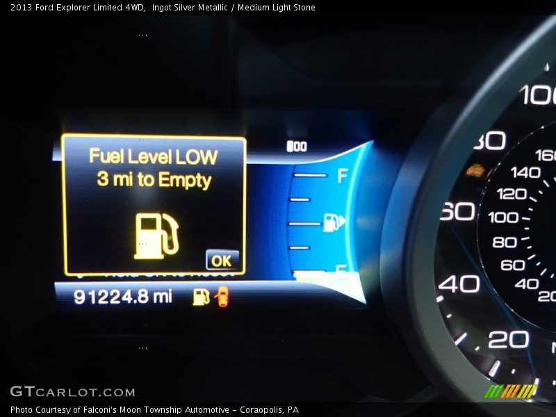 Ingot Silver Metallic / Medium Light Stone 2013 Ford Explorer Limited 4WD