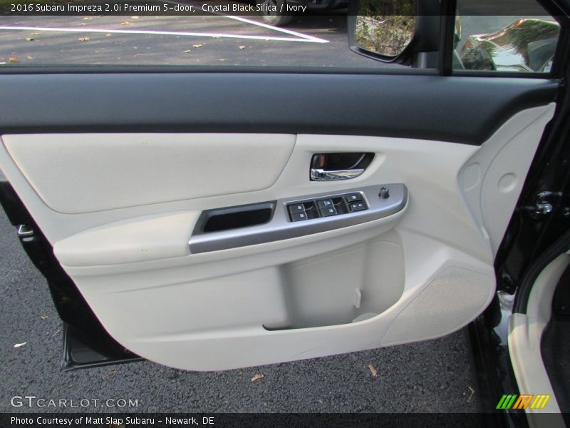 Crystal Black Silica / Ivory 2016 Subaru Impreza 2.0i Premium 5-door