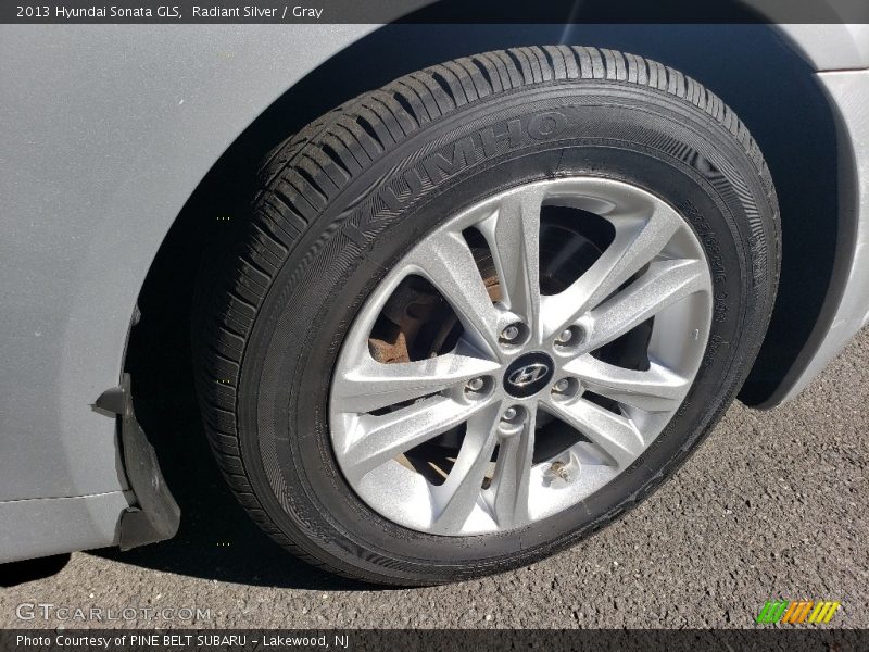Radiant Silver / Gray 2013 Hyundai Sonata GLS