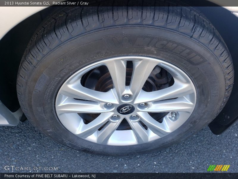 Radiant Silver / Gray 2013 Hyundai Sonata GLS