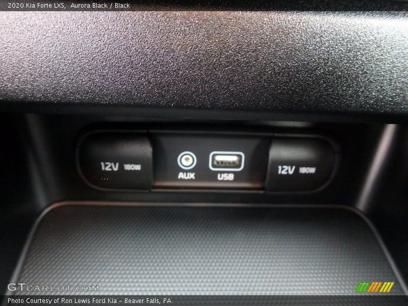Aurora Black / Black 2020 Kia Forte LXS