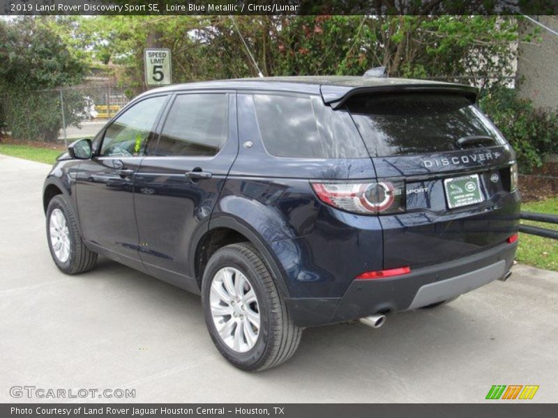 Loire Blue Metallic / Cirrus/Lunar 2019 Land Rover Discovery Sport SE