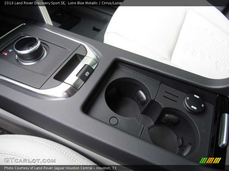 Loire Blue Metallic / Cirrus/Lunar 2019 Land Rover Discovery Sport SE