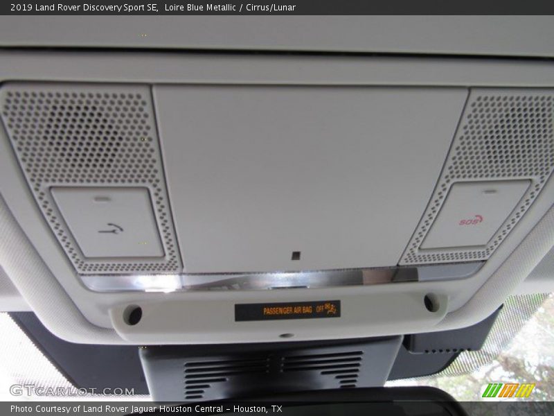 Loire Blue Metallic / Cirrus/Lunar 2019 Land Rover Discovery Sport SE