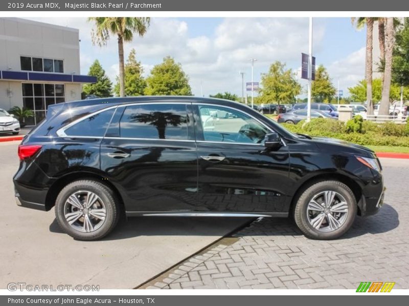 Majestic Black Pearl / Parchment 2019 Acura MDX