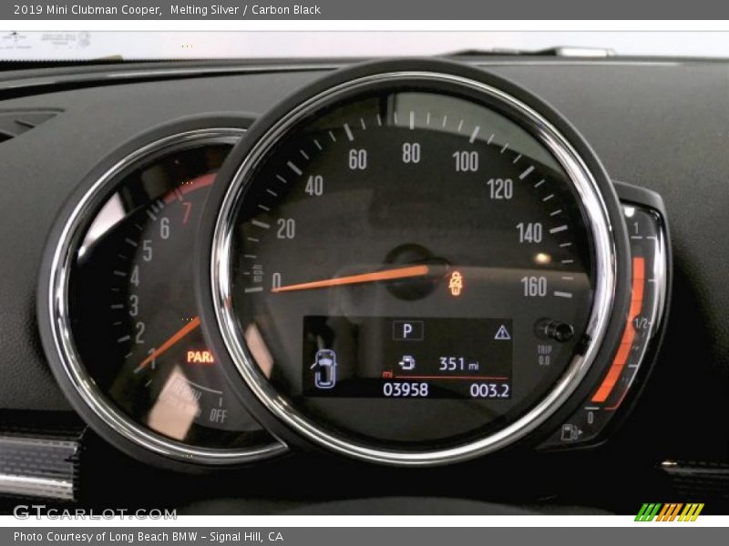 Melting Silver / Carbon Black 2019 Mini Clubman Cooper