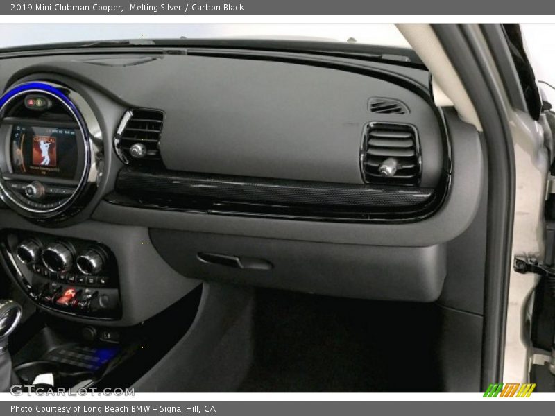 Dashboard of 2019 Clubman Cooper