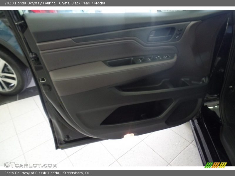 Crystal Black Pearl / Mocha 2020 Honda Odyssey Touring