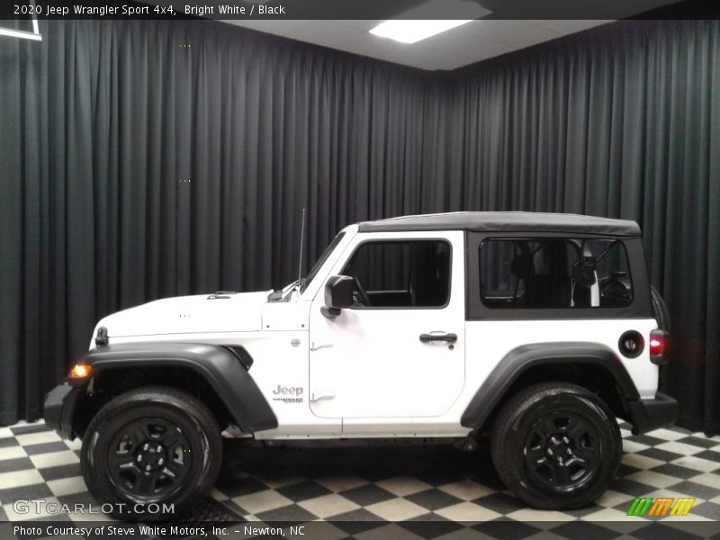 Bright White / Black 2020 Jeep Wrangler Sport 4x4