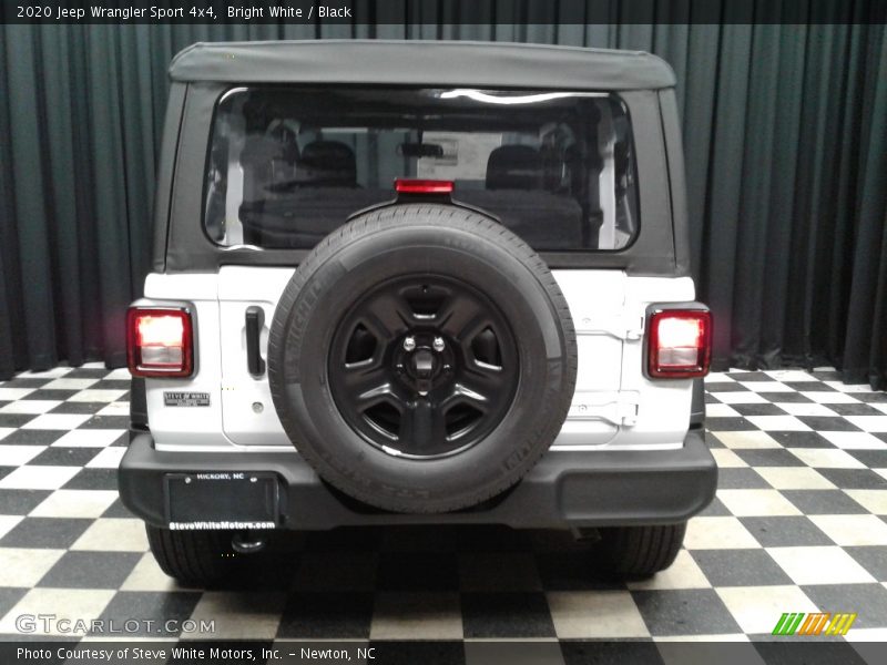 Bright White / Black 2020 Jeep Wrangler Sport 4x4