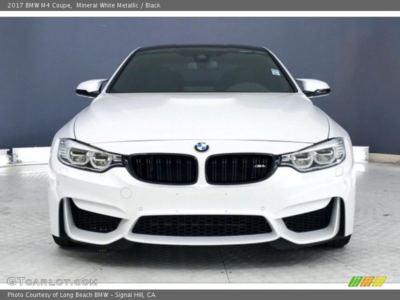 Mineral White Metallic / Black 2017 BMW M4 Coupe