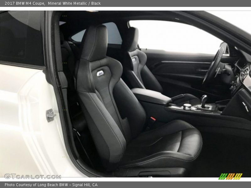Mineral White Metallic / Black 2017 BMW M4 Coupe