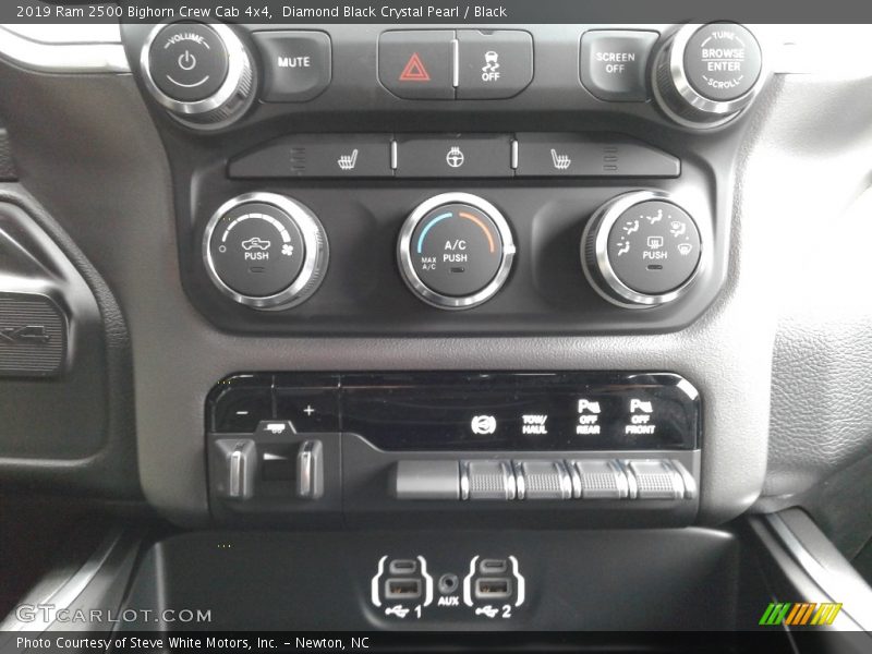Controls of 2019 2500 Bighorn Crew Cab 4x4