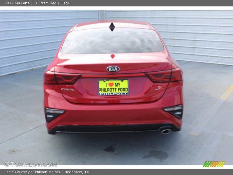 Currant Red / Black 2019 Kia Forte S