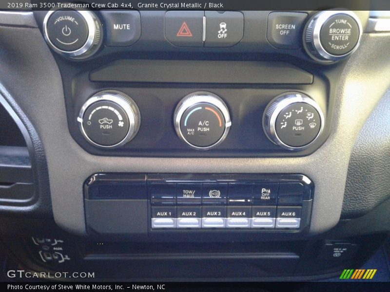 Granite Crystal Metallic / Black 2019 Ram 3500 Tradesman Crew Cab 4x4