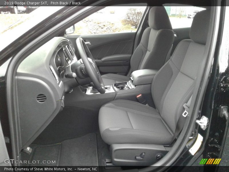 Pitch Black / Black 2019 Dodge Charger SXT