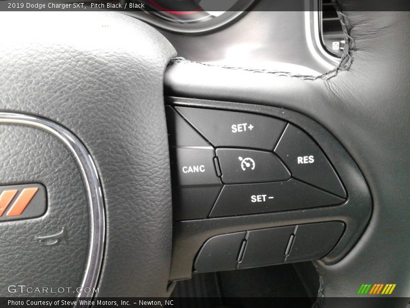 Pitch Black / Black 2019 Dodge Charger SXT