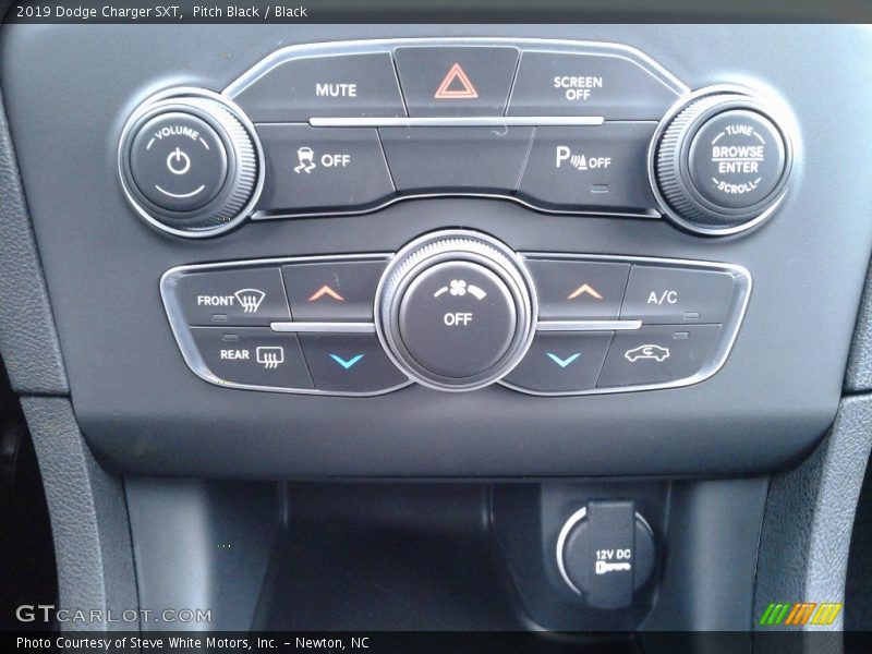 Pitch Black / Black 2019 Dodge Charger SXT