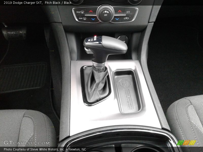 Pitch Black / Black 2019 Dodge Charger SXT