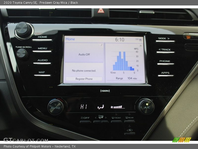 Controls of 2020 Camry SE