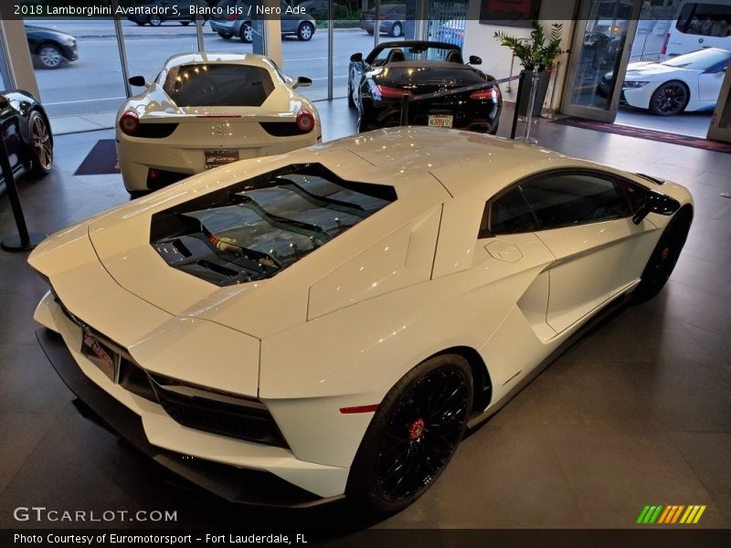 Bianco Isis / Nero Ade 2018 Lamborghini Aventador S