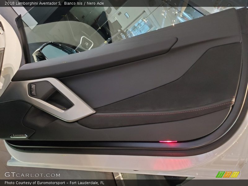 Door Panel of 2018 Aventador S