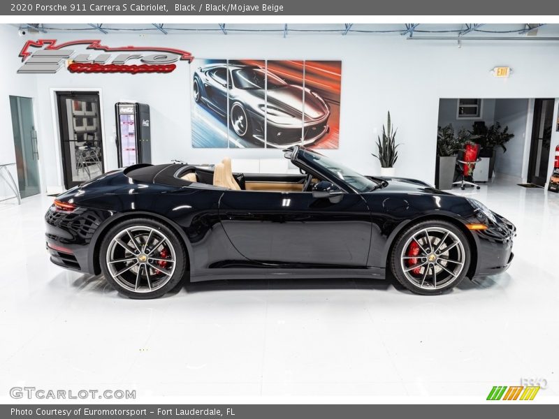 Black / Black/Mojave Beige 2020 Porsche 911 Carrera S Cabriolet