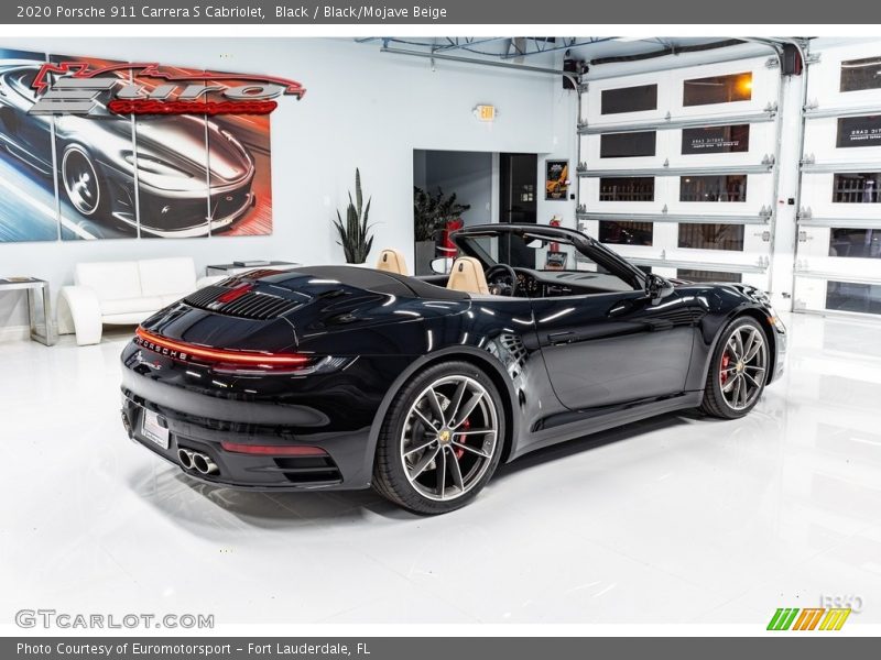 Black / Black/Mojave Beige 2020 Porsche 911 Carrera S Cabriolet